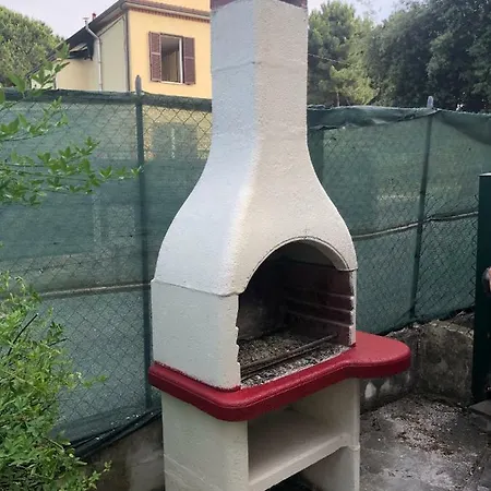 Appartamento Marina Di Massa